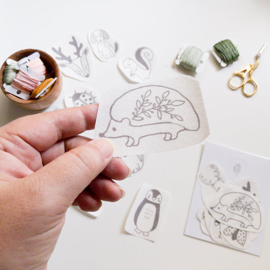 Stickers hidrosoluble para bordar — diseños nórdicos con animales tiernos.