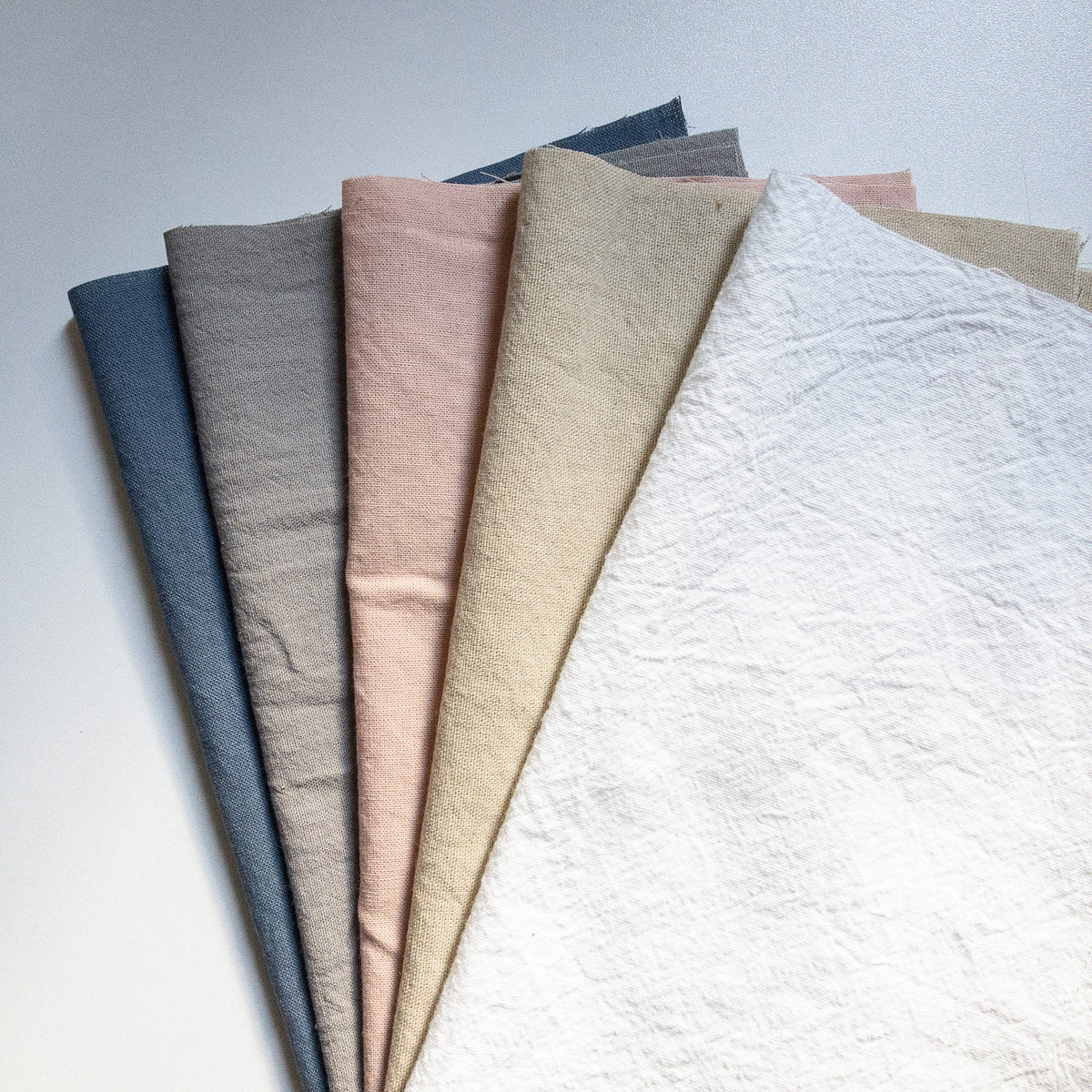 Pack De Telas Tusor Para Bordar "Dreamland Gray"