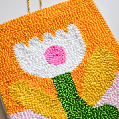 Tapiz Floral Punch Needle | Arte Textil Hecho a Mano