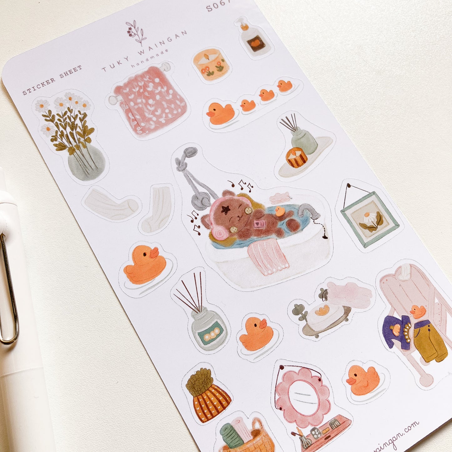 Hoja de 18 Stickers Troquelados | Momento de Spa