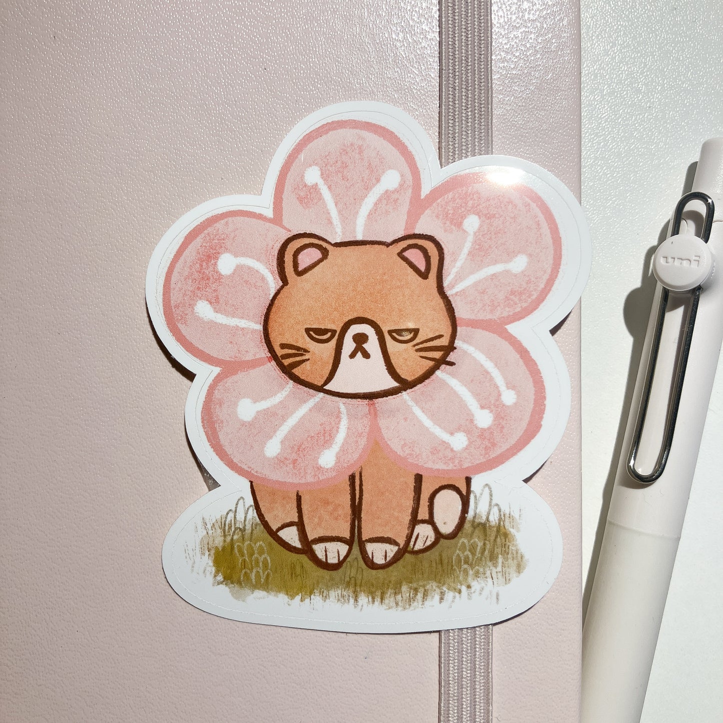 No Disfraces | Sticker Resistente al Agua