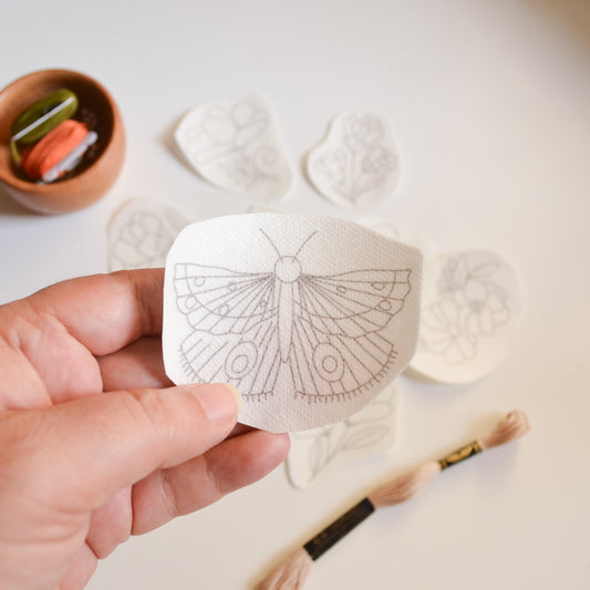Stickers Hidrosoluble "Vuelo" para Bordar – Diseños Florales Preimpresos