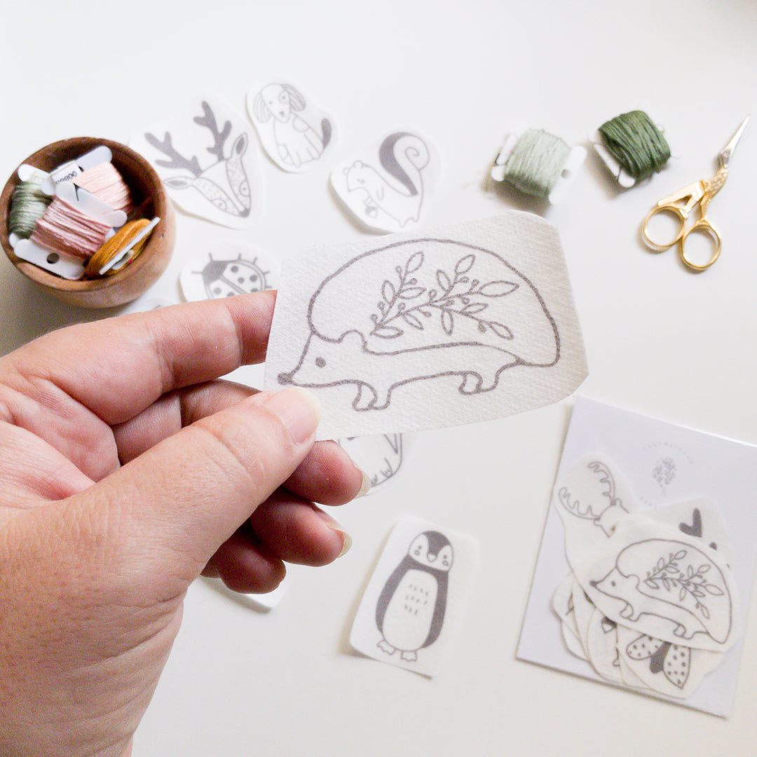 Stickers hidrosoluble para bordar — diseños nórdicos con animales tiernos.