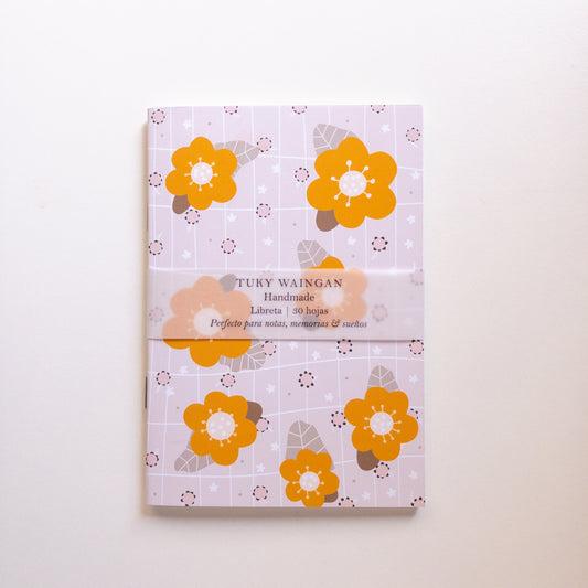 Libreta A6 Flores Naranjas | Ilustrada a Mano