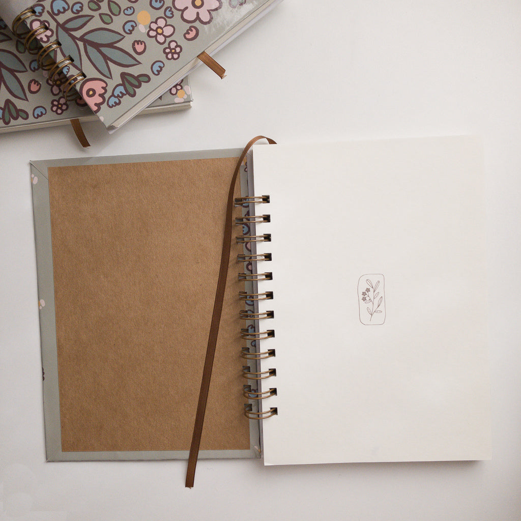 Cuaderno Anillado Bullet Journal A5 con Marcas Bujo – Diseño Exclusivo Hecho a Mano
