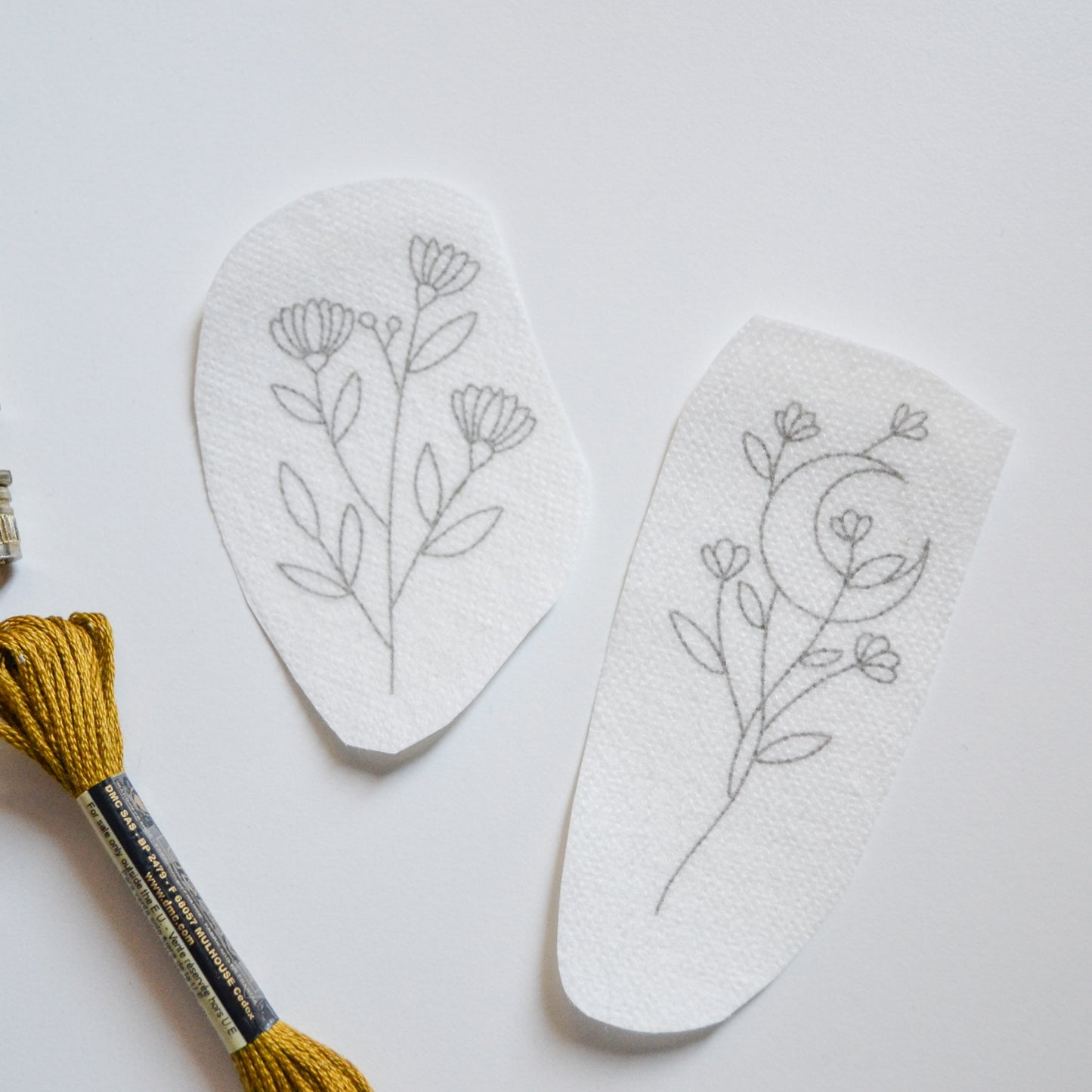 Stickers "Luna escondida"" para bordar Hidrosoluble