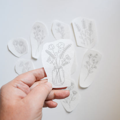 Stickers "Luna escondida"" para bordar Hidrosoluble