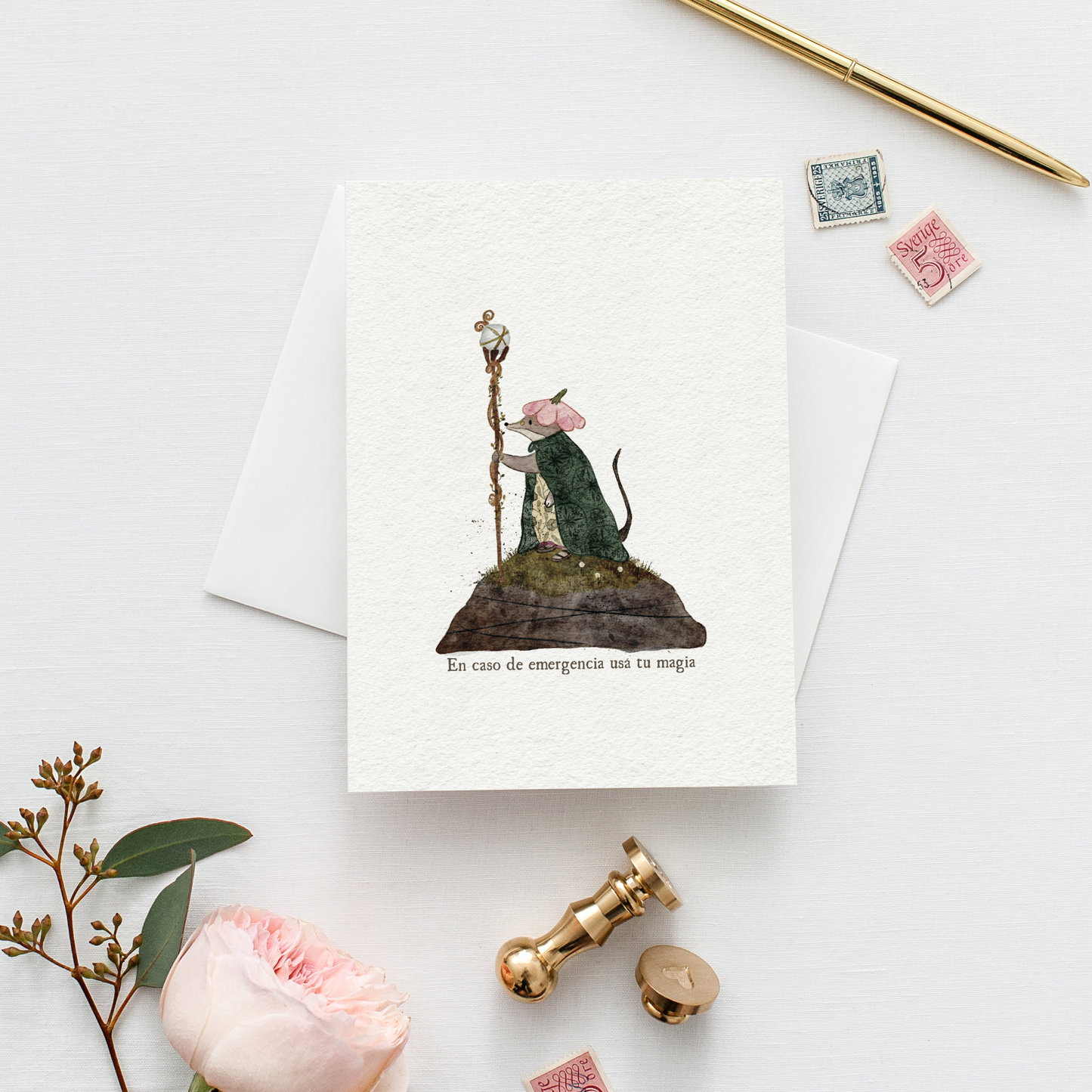 Postal Ilustrada, tarjeta 10x15 cm. Usá tu magia
